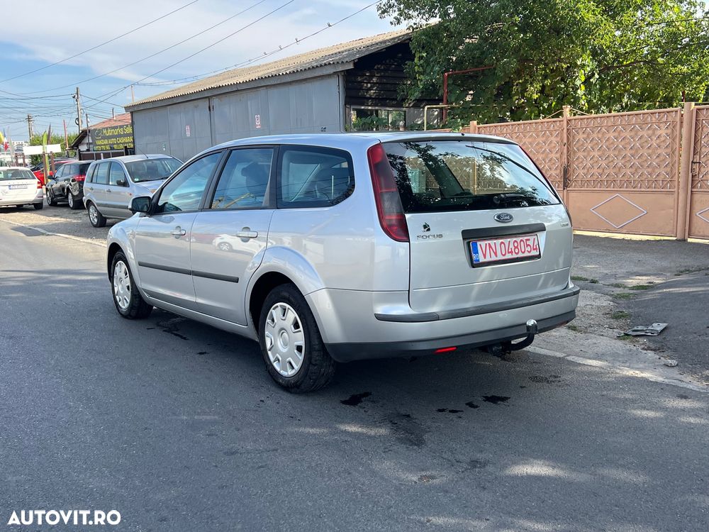 Ford Focus 1.6 16V Titanium - 5