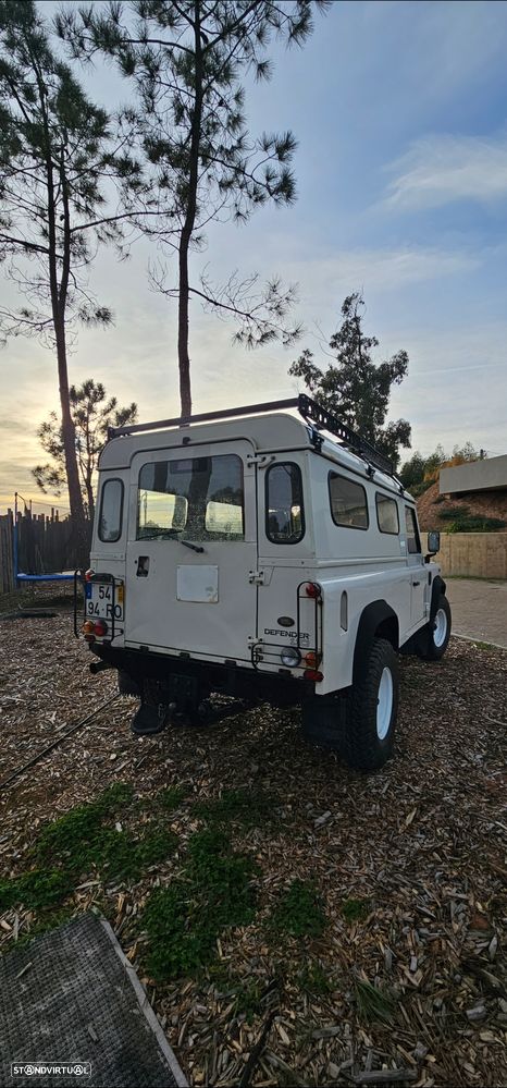 Land Rover Defender - 11