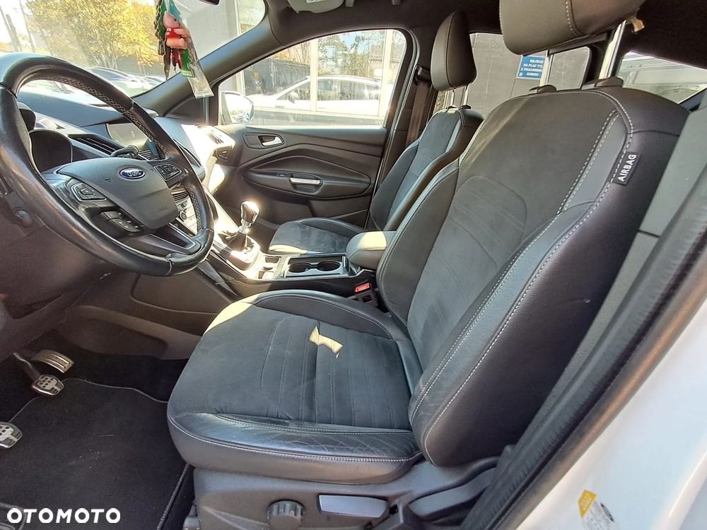 Ford Kuga 1.5 EcoBoost FWD ST-Line ASS MMT6 - 18