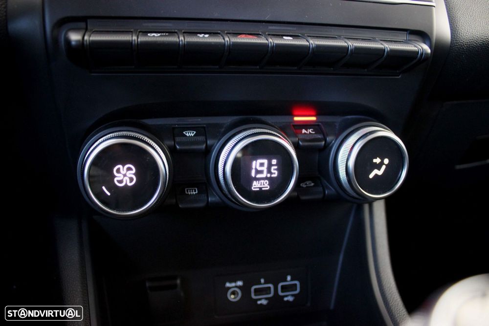 Renault Captur 1.0 TCe Exclusive - 17