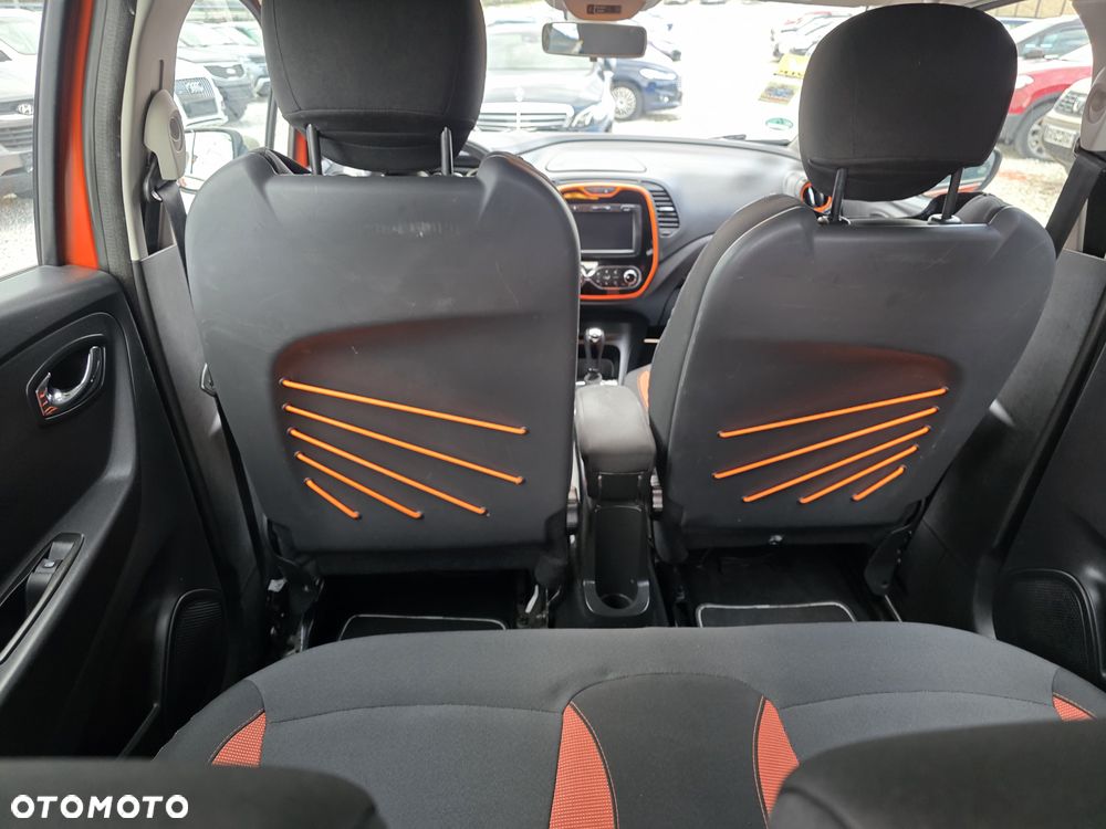 Renault Captur ENERGY TCe 120 EDC Luxe - 24