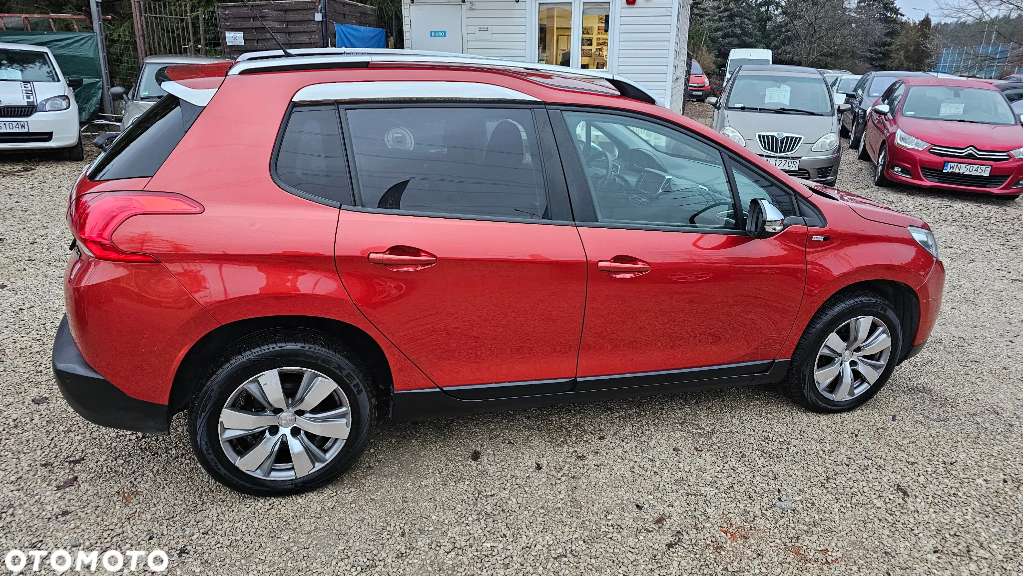 Peugeot 2008 1.2 Pure Tech Allure S&S - 29