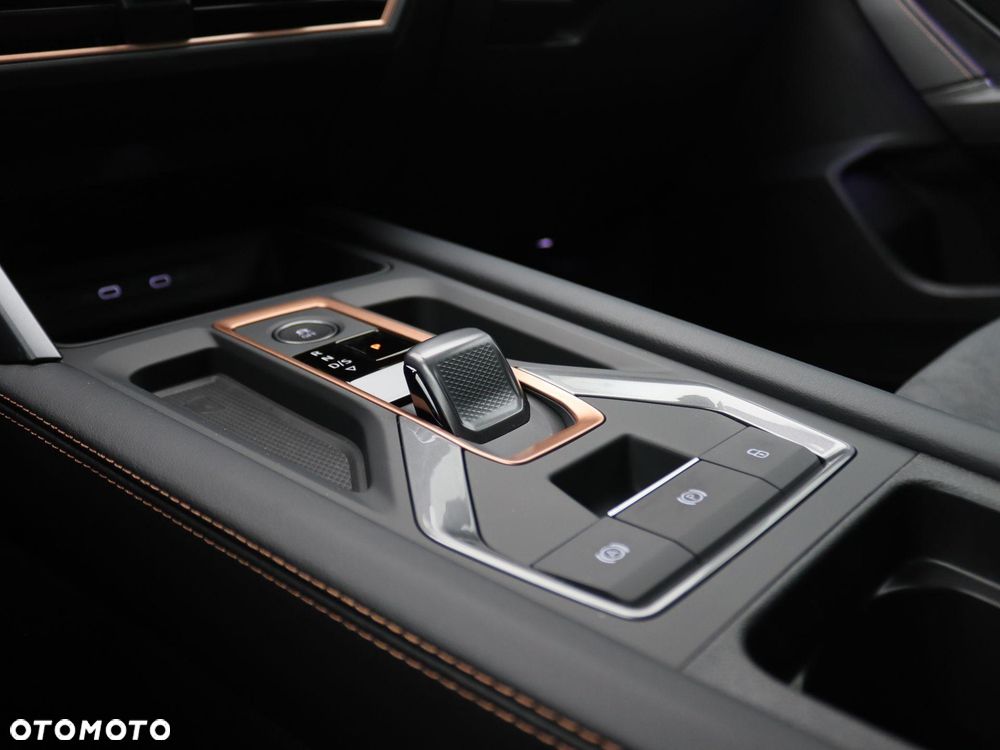 Cupra Formentor 1.5 e-Hybrid DSG VZ - 29