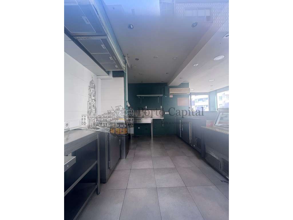 Oportunidade de Investimento - Espaço com Projeto de Conversão em T... - Grande imagem: 4/24