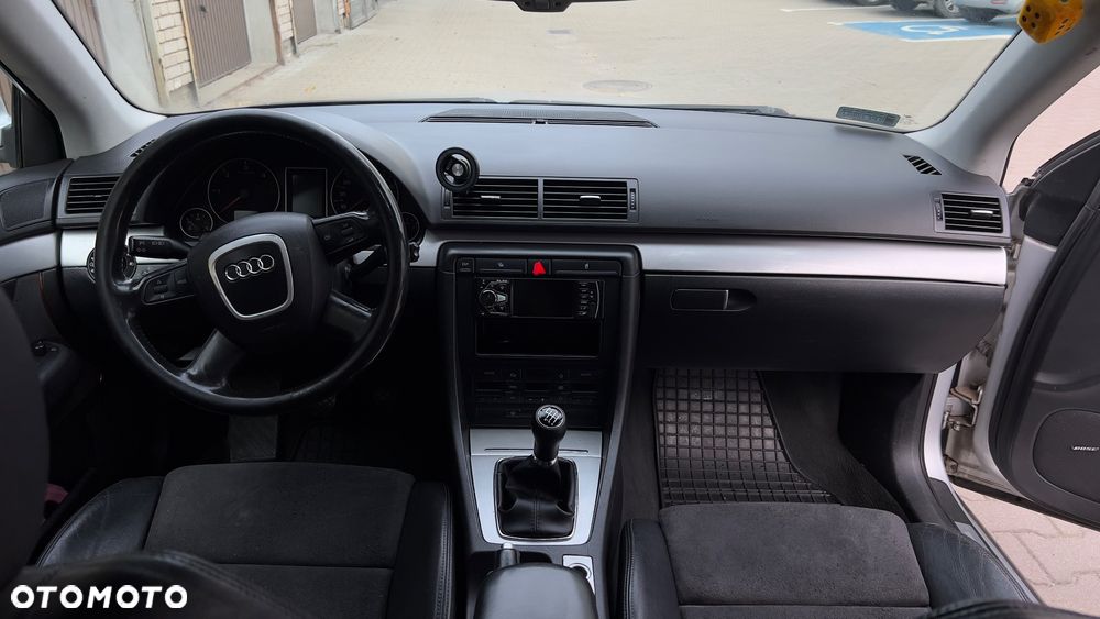 Audi A4 Avant - 6
