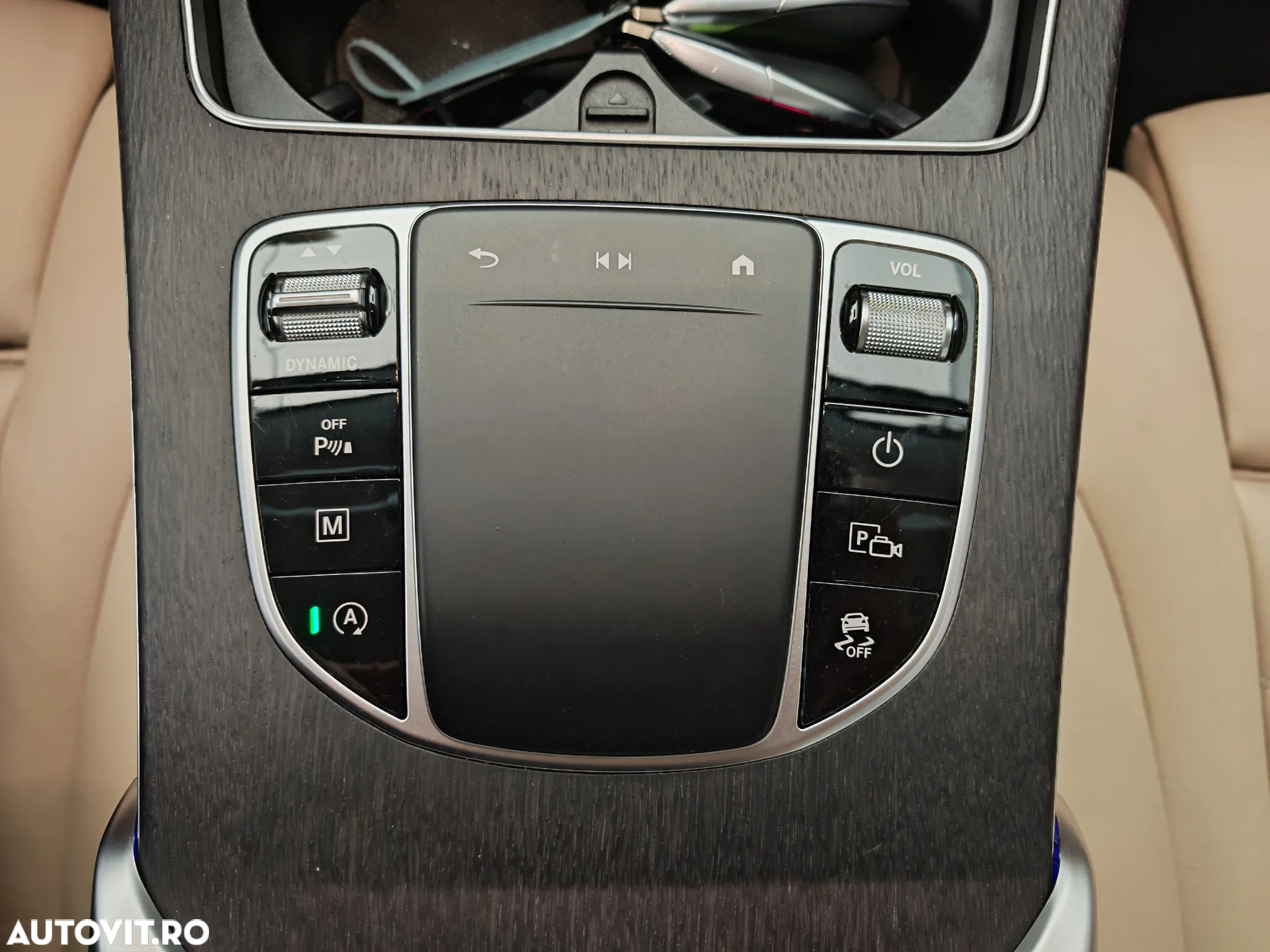 Mercedes-Benz GLC 300 d 4MATIC - 34