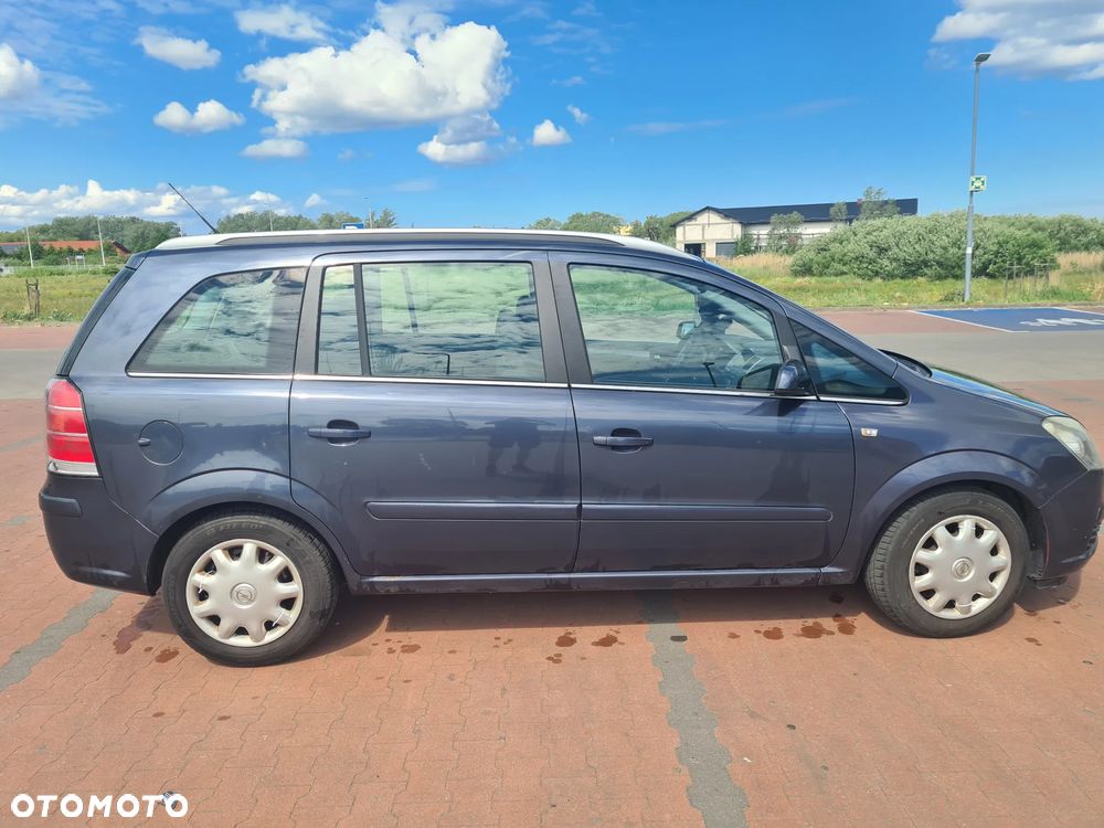 Opel Zafira 1.6 - 4