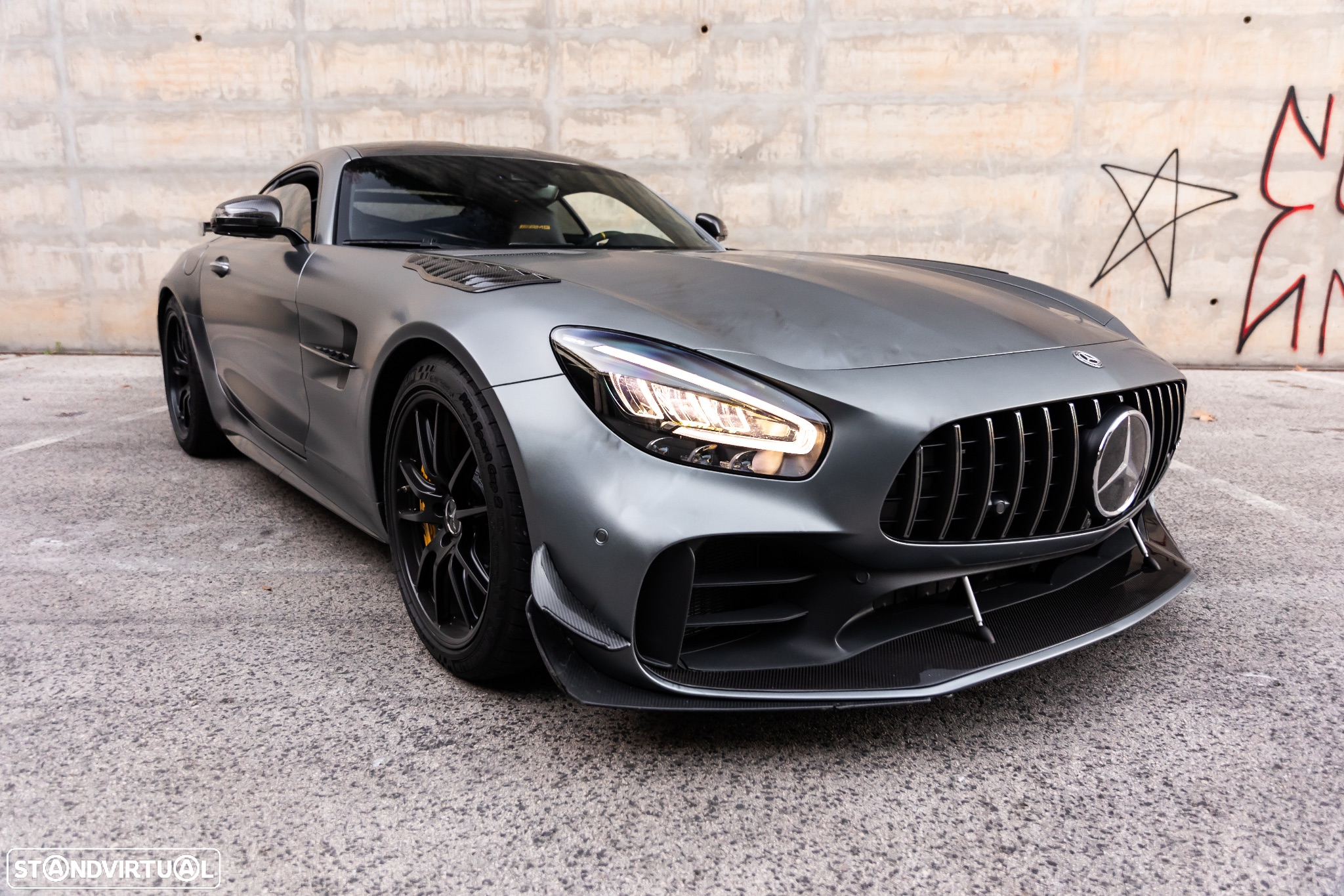 Mercedes-Benz AMG GT R - 4