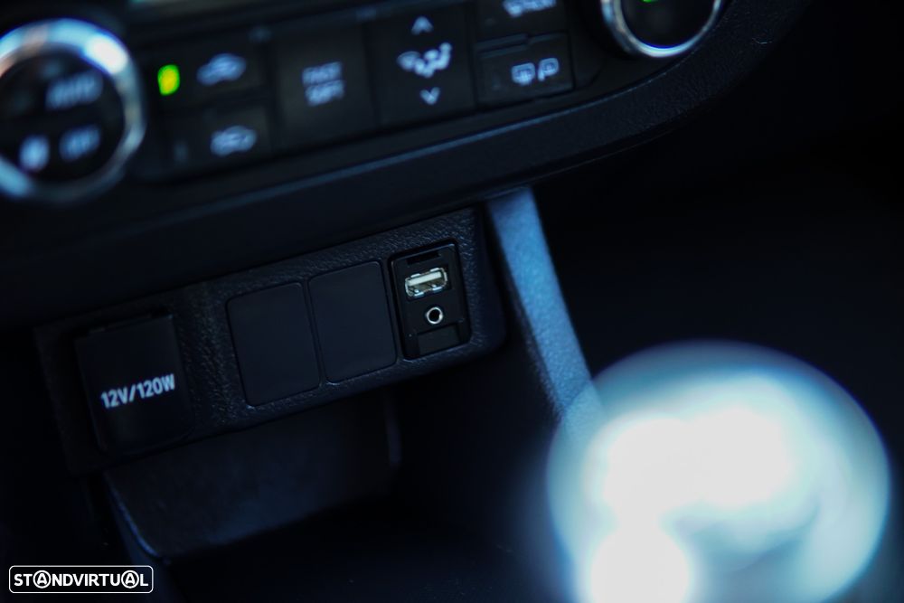 Toyota Auris 1.4 D-4D Exclusive+P.Sport - 36