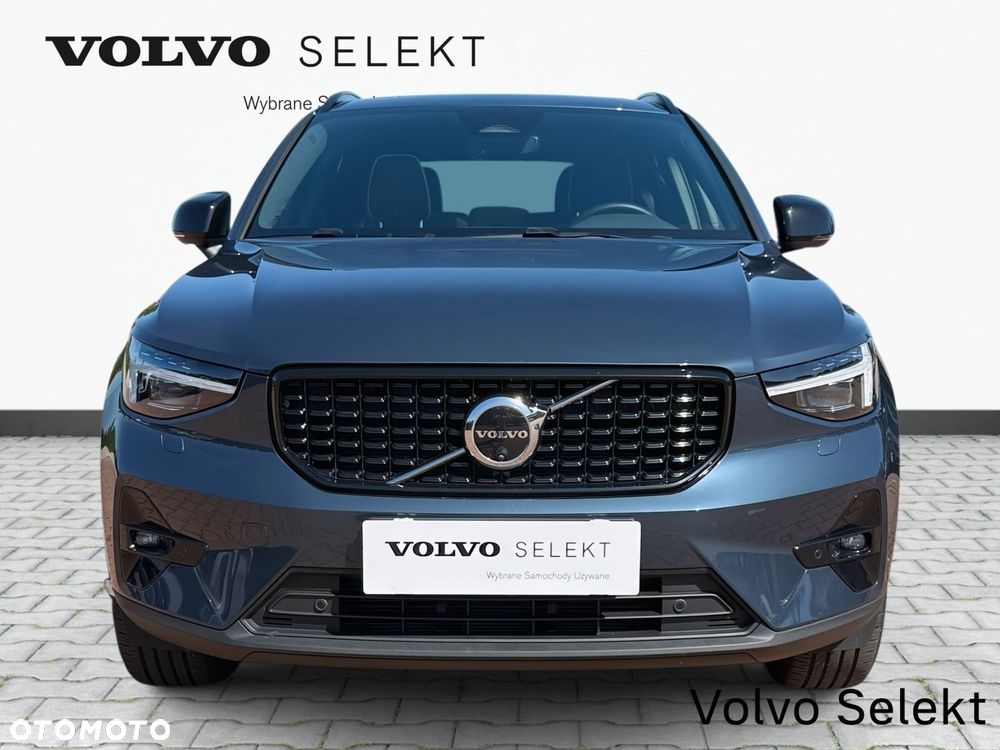 Volvo XC 40 - 3