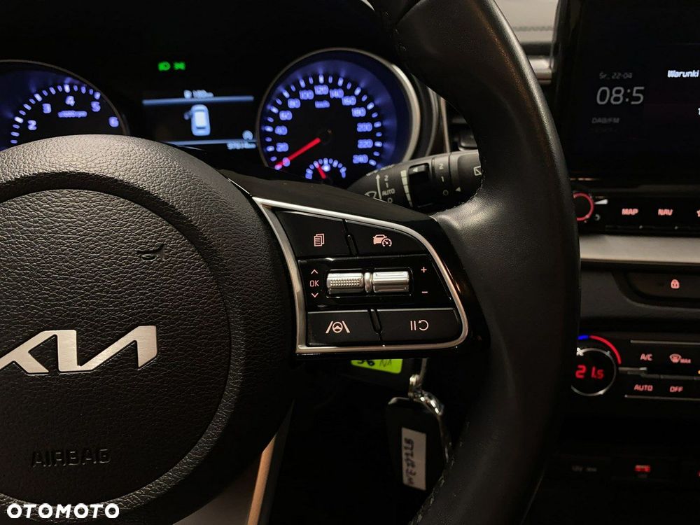 Kia Ceed - 22