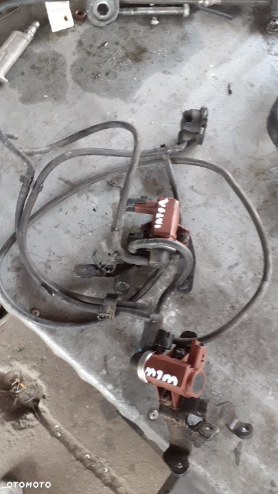 Zawory sterowniki podciśnienia 2.0 tdci - 1