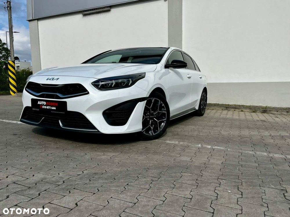 Kia ProCeed - 18