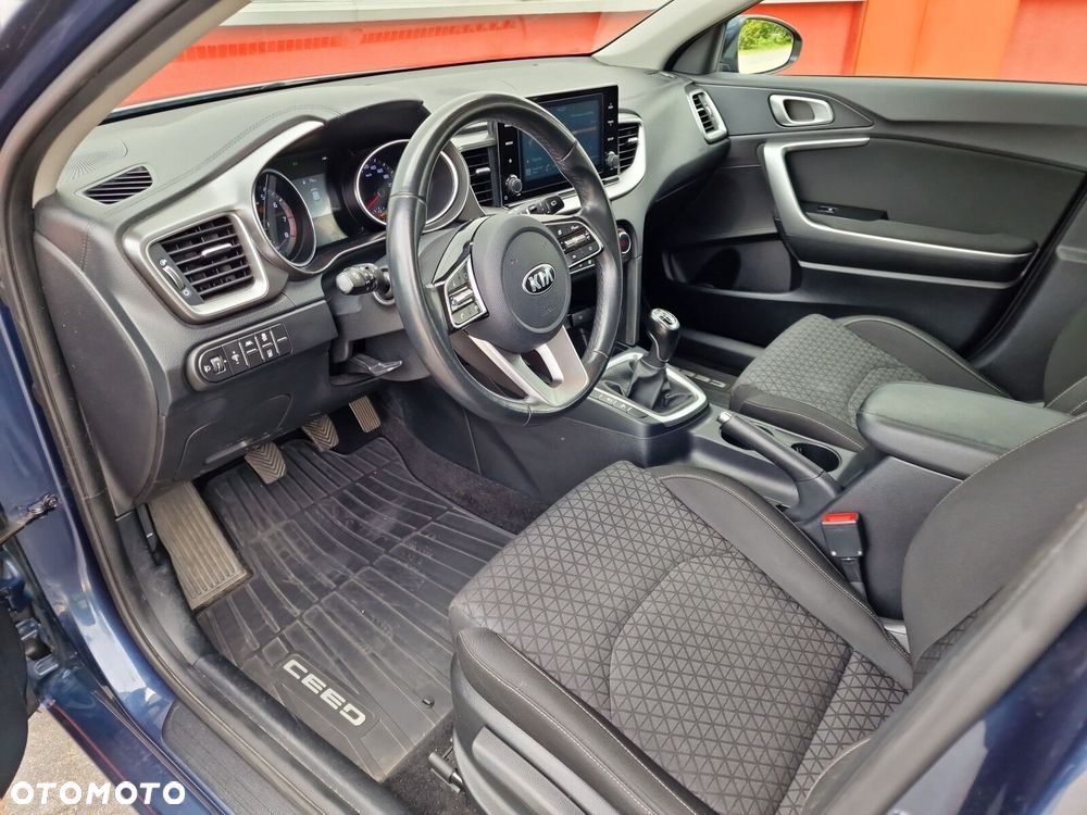 Kia Ceed 1.0 T-GDI M - 9