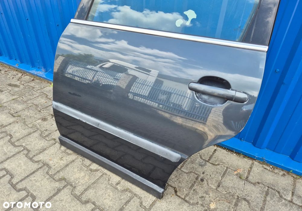 DRZWI TYŁ LEWY VW PASSAT B5 FL KOMBI LC7V - 5