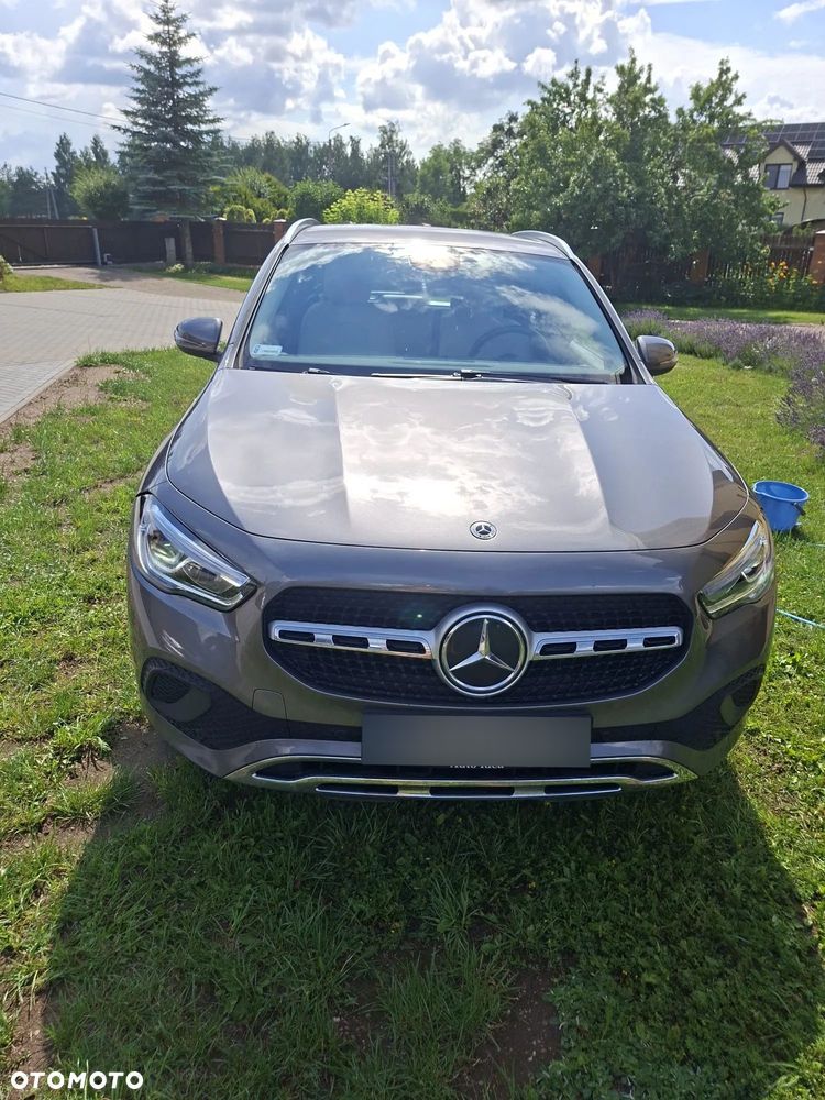 Mercedes-Benz GLA 200 - 1