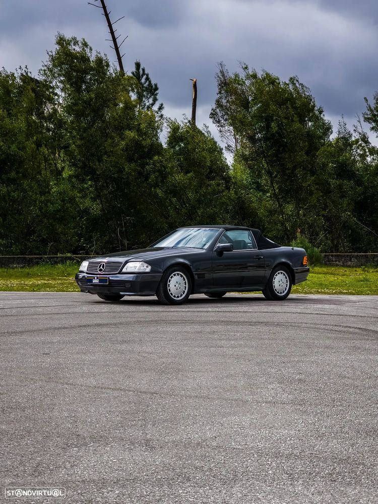 Mercedes-Benz SL 320 Standard - 26