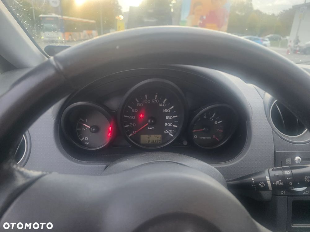 Mitsubishi Colt - 4