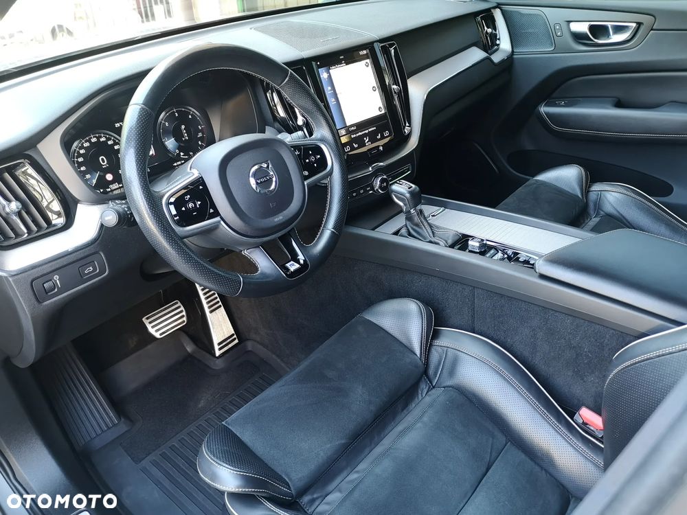 Volvo XC 60 D4 AWD R-Design - 15