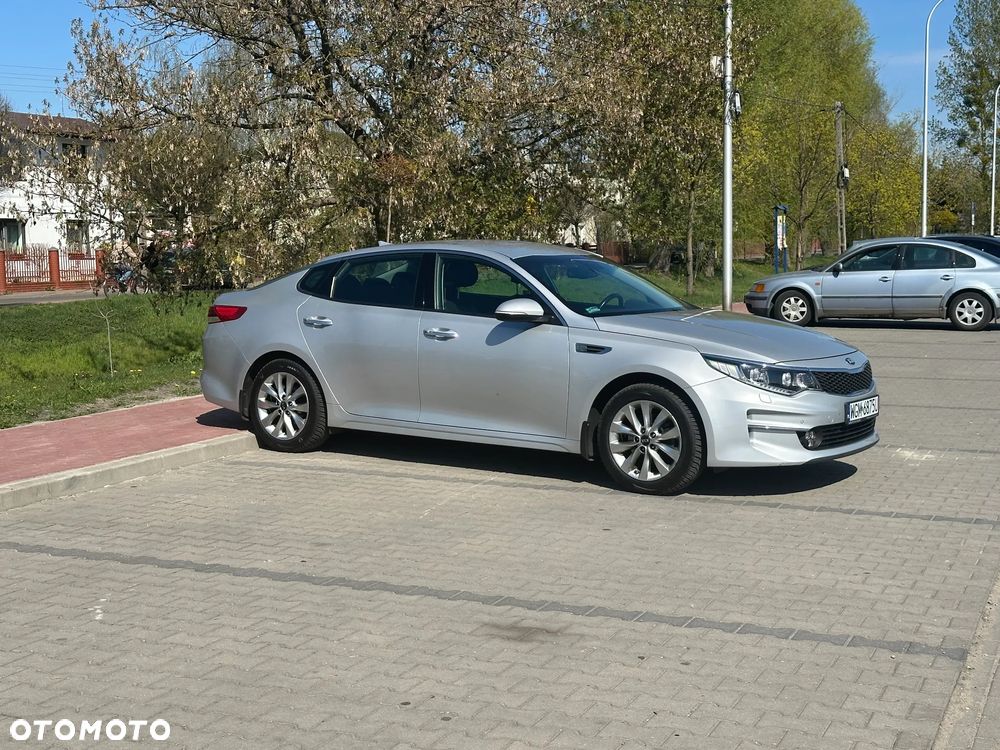 Kia Optima 1.7 CRDI L - 8