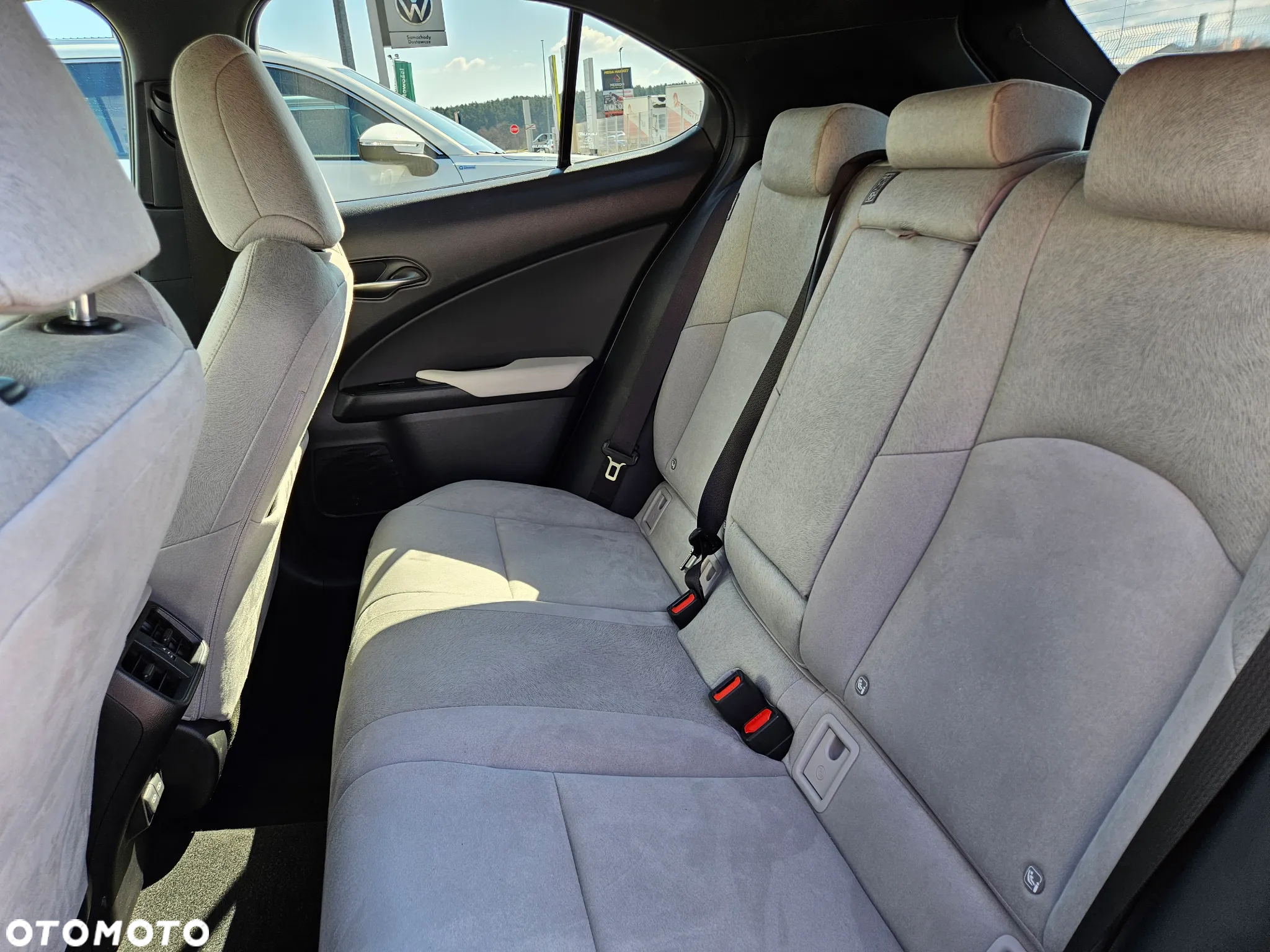 Lexus UX 200 GPF Business 2WD - 13