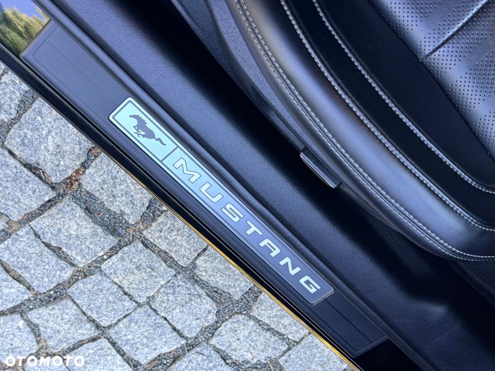 Ford Mustang 5.0 V8 GT - 21