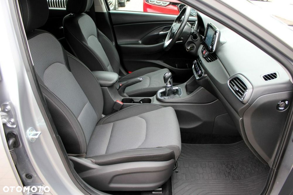 Hyundai i30 1.0 T-GDI Modern - 10