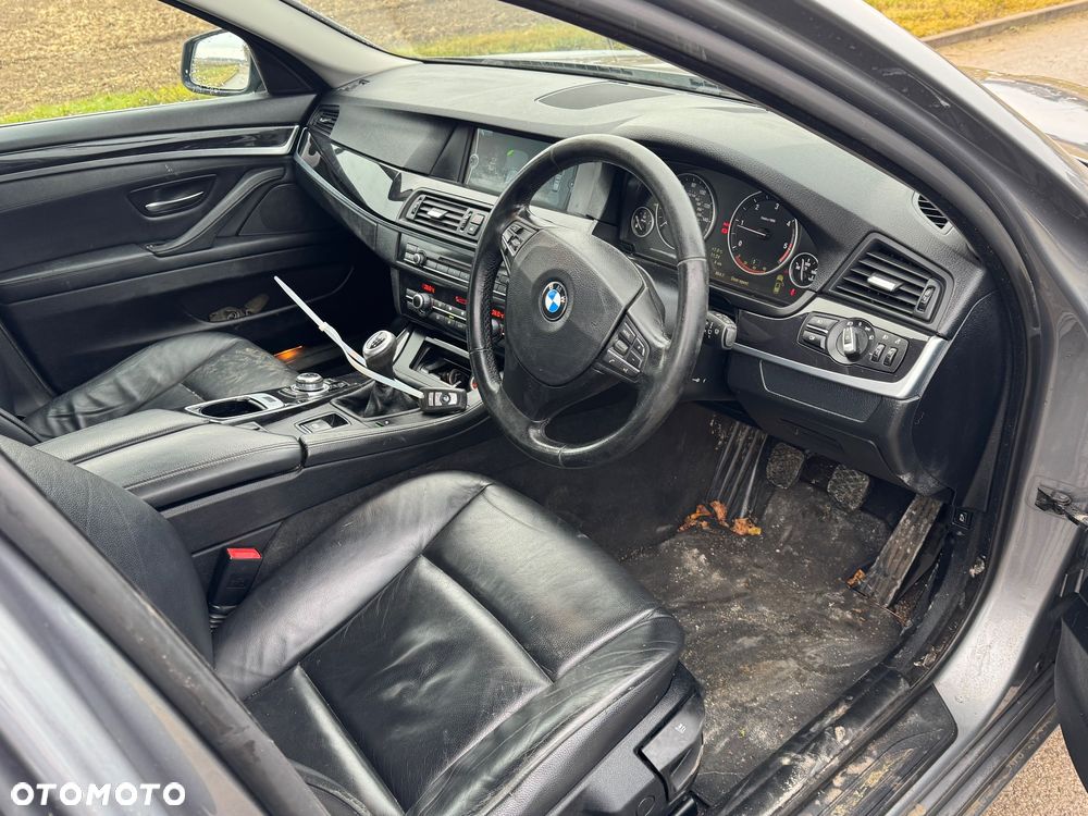 BMW Seria 5 520d - 7