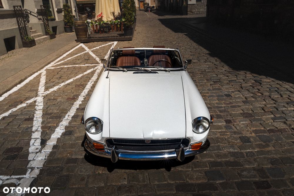 MG MGB - 3