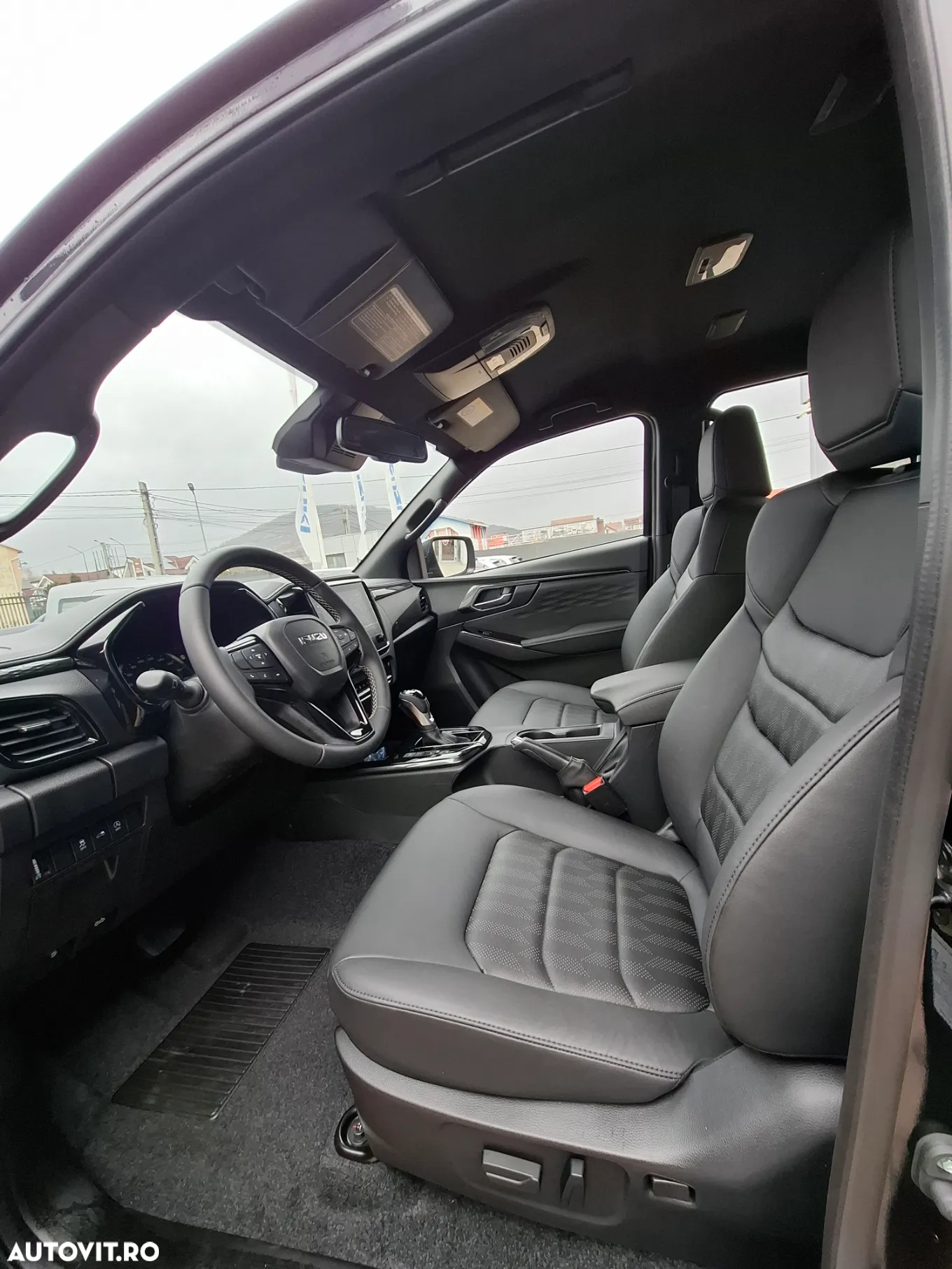 Isuzu D-Max 1.9 DSL 4x4 Double Cab AT Executive - 10
