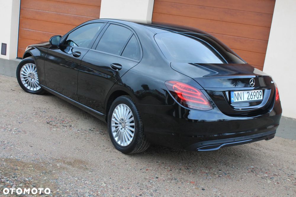 Mercedes-Benz Klasa C 200 4-Matic 9G-TRONIC - 9