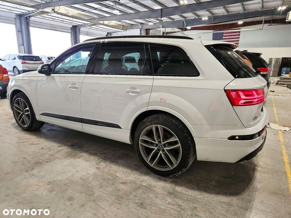 Audi Q7 3.0 TFSI Quattro Tiptronic - 5