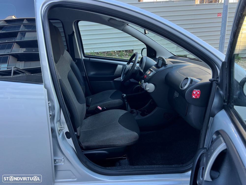 Toyota Aygo 1.0 Power Pack+AC+JLL - 19