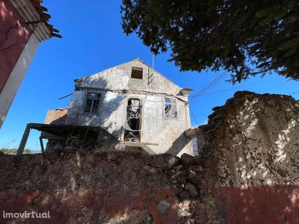 6 Prédios Urbanos e um Terreno Rústico para Renovação – Lousã - Grande imagem: 4/40