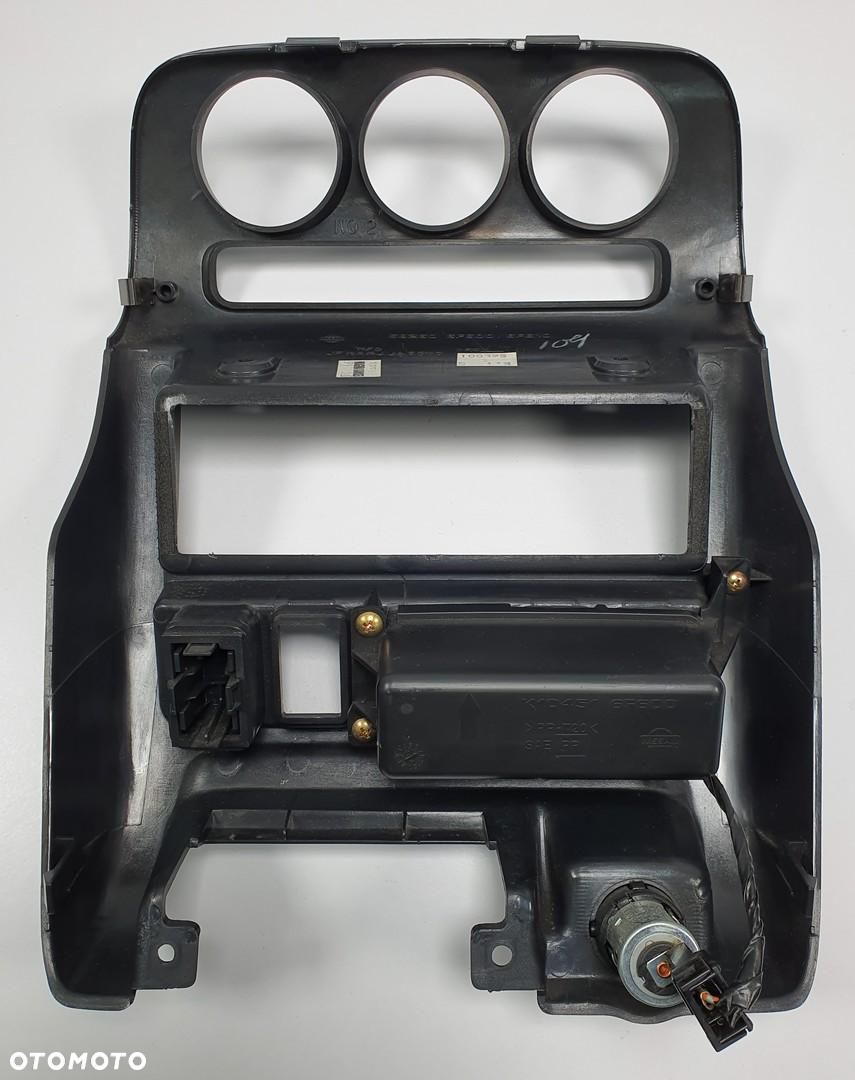 RAMKA OSŁONA NAWIEWU RADIA 12V DESKI KONSOLI NISSAN MICRA K11 682606F600 - 6