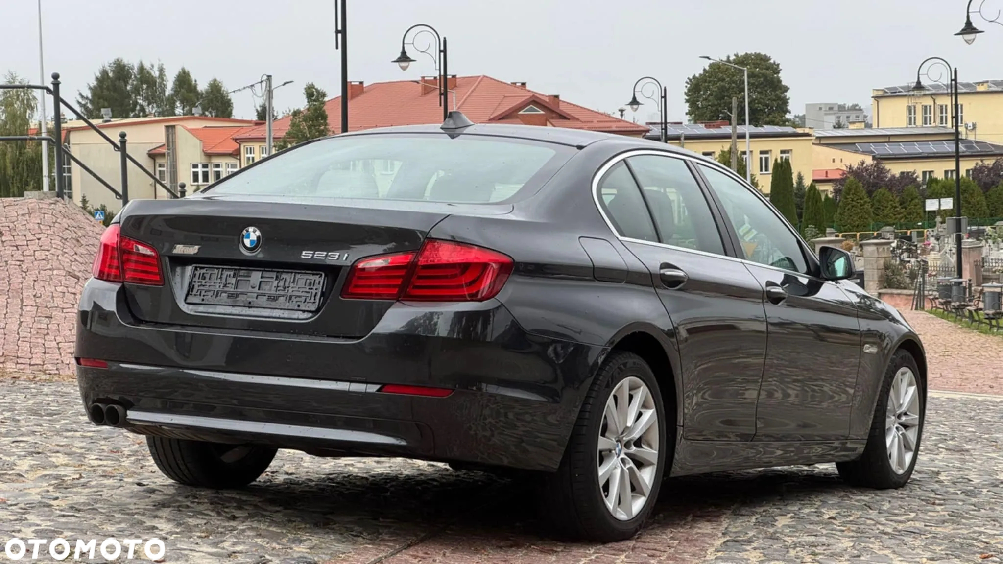 BMW Seria 5 523i Touring - 21