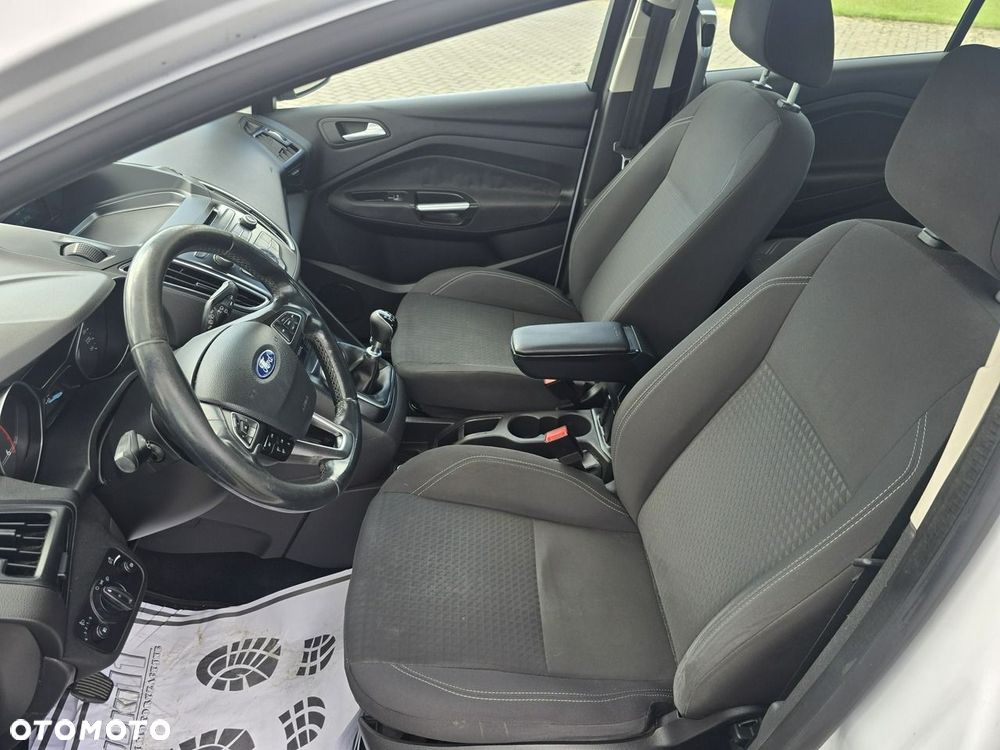Ford Grand C-MAX - 13
