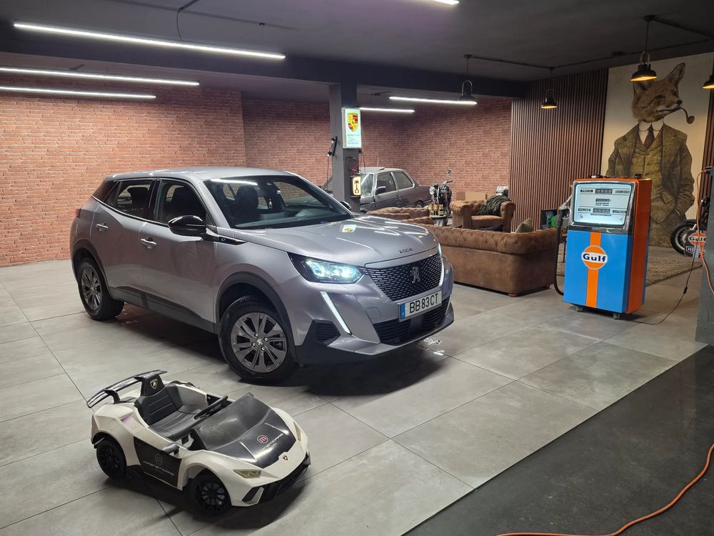 Peugeot e-2008 50 kWh Active Pack