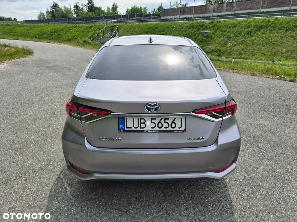 Toyota Corolla - 4