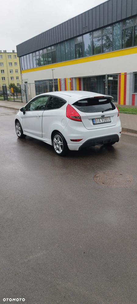 Ford Fiesta 1.6 Sport - 5