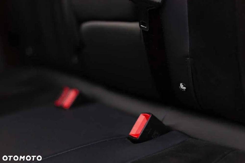 Peugeot 308 BlueHDi FAP 180 EAT8 Stop & Start GT - 35