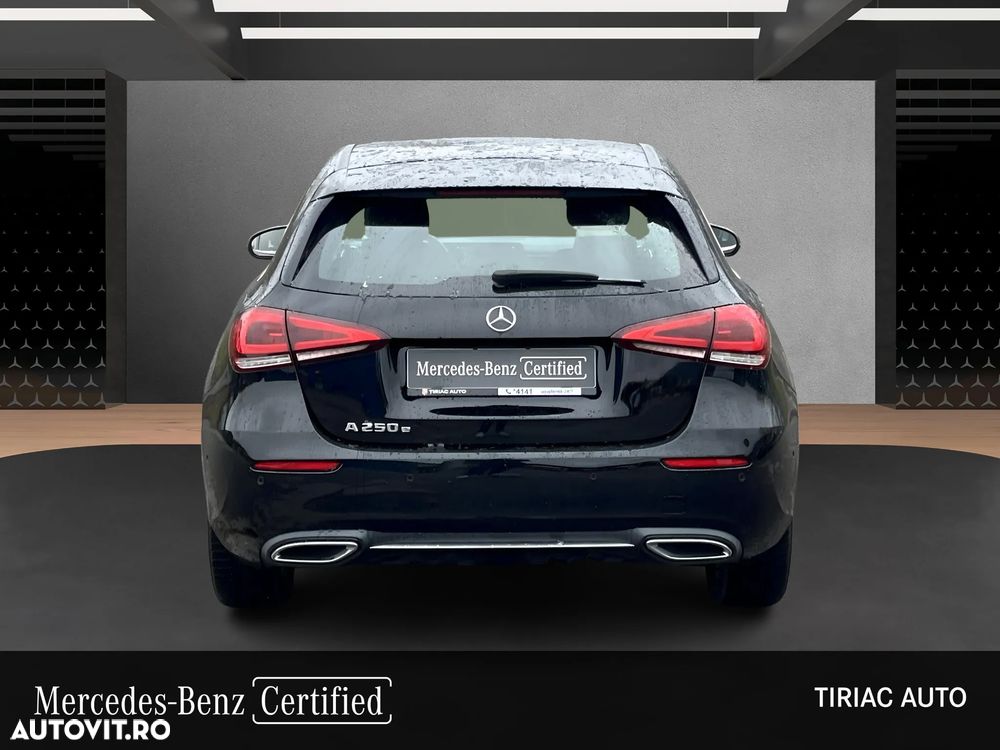 Mercedes-Benz A 250 e 8G-DCT - 4