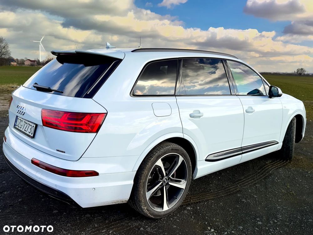 Audi Q7 - 6