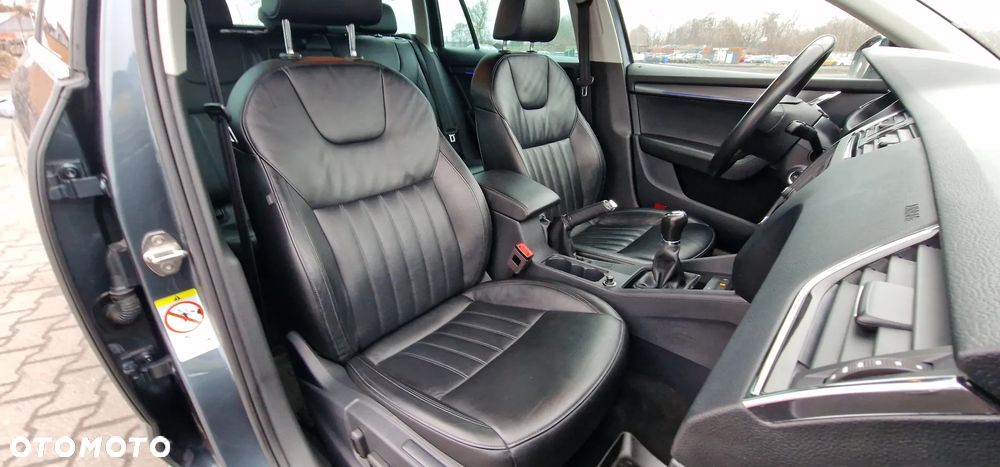 Skoda Octavia 1.6 TDI Soleil - 33