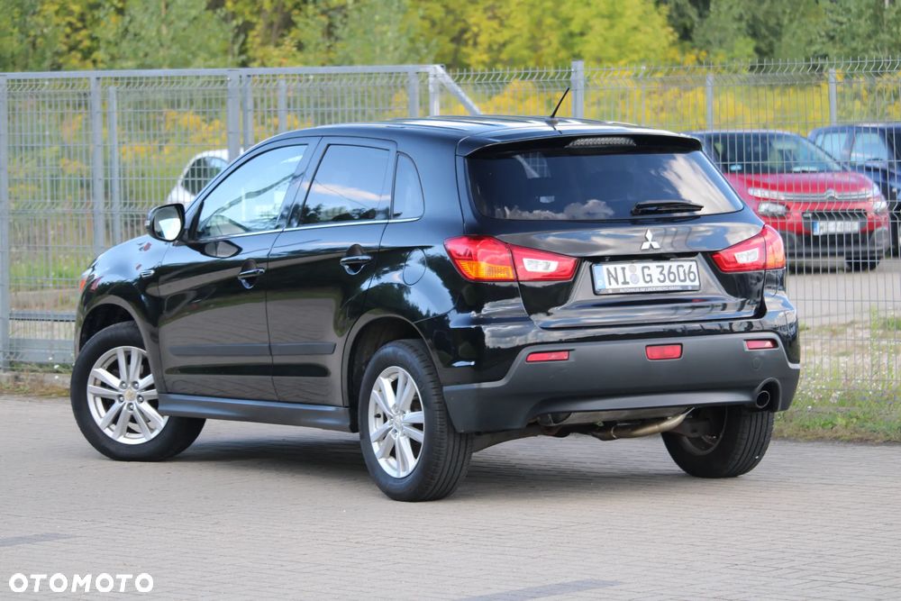 Mitsubishi ASX - 11