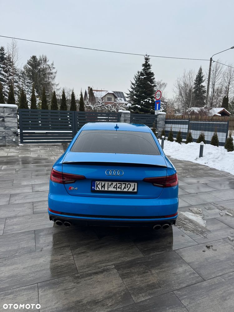 Audi S4 Limousine - 11