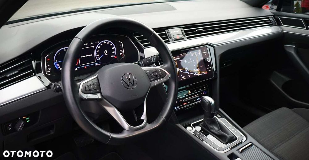 Volkswagen Passat Variant - 11