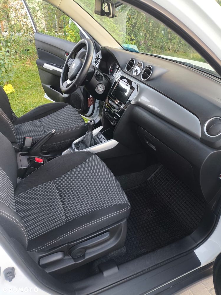Suzuki Vitara 1.6 Premium 2WD - 8