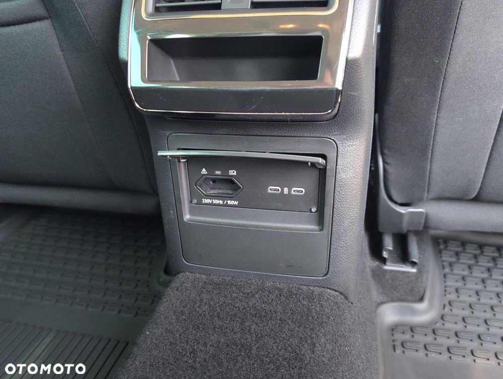 Skoda Superb 2.0 TDI SCR Ambition DSG - 16