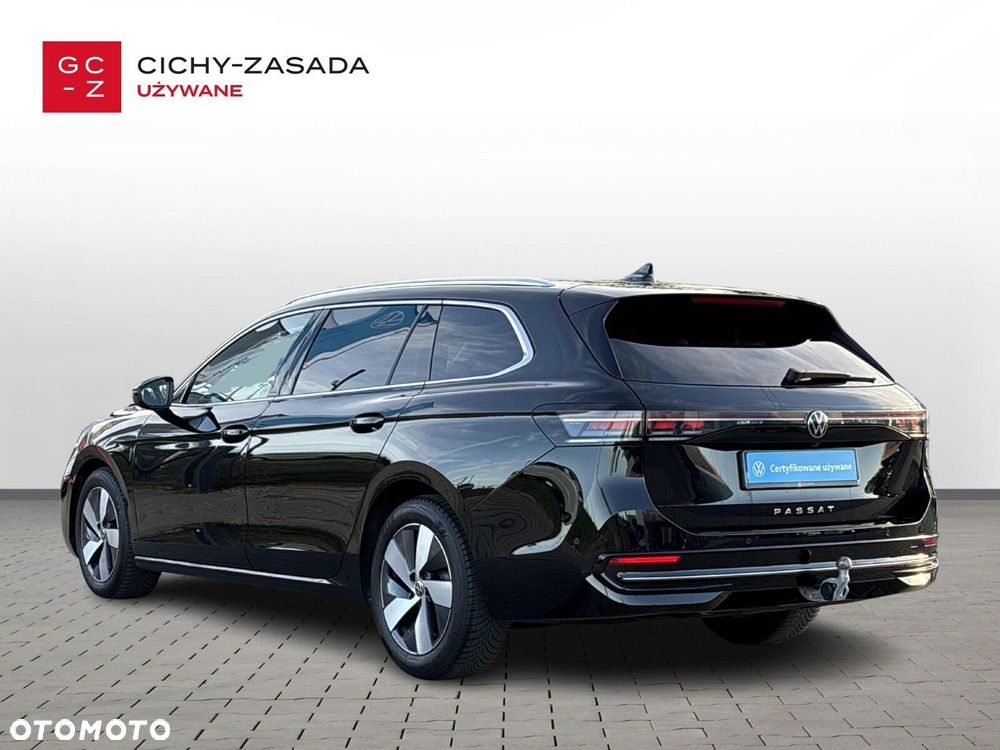Volkswagen Passat - 3